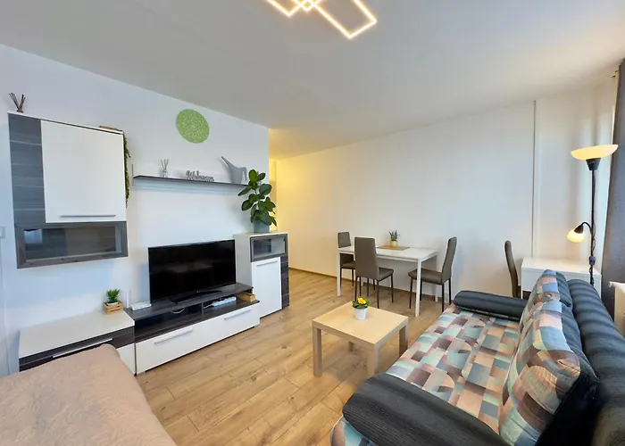 Smarty Choice Flat With Deluxe Kitchen
